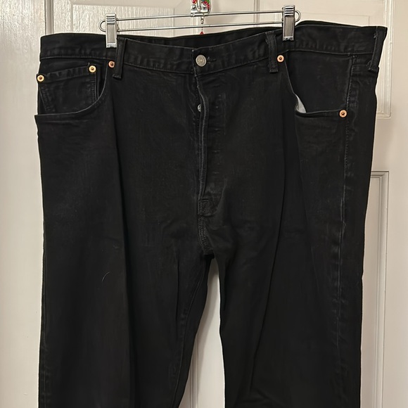Levi’s 501. Very clean, no tears stains or rips. Item 1127 - Picture 4 of 8